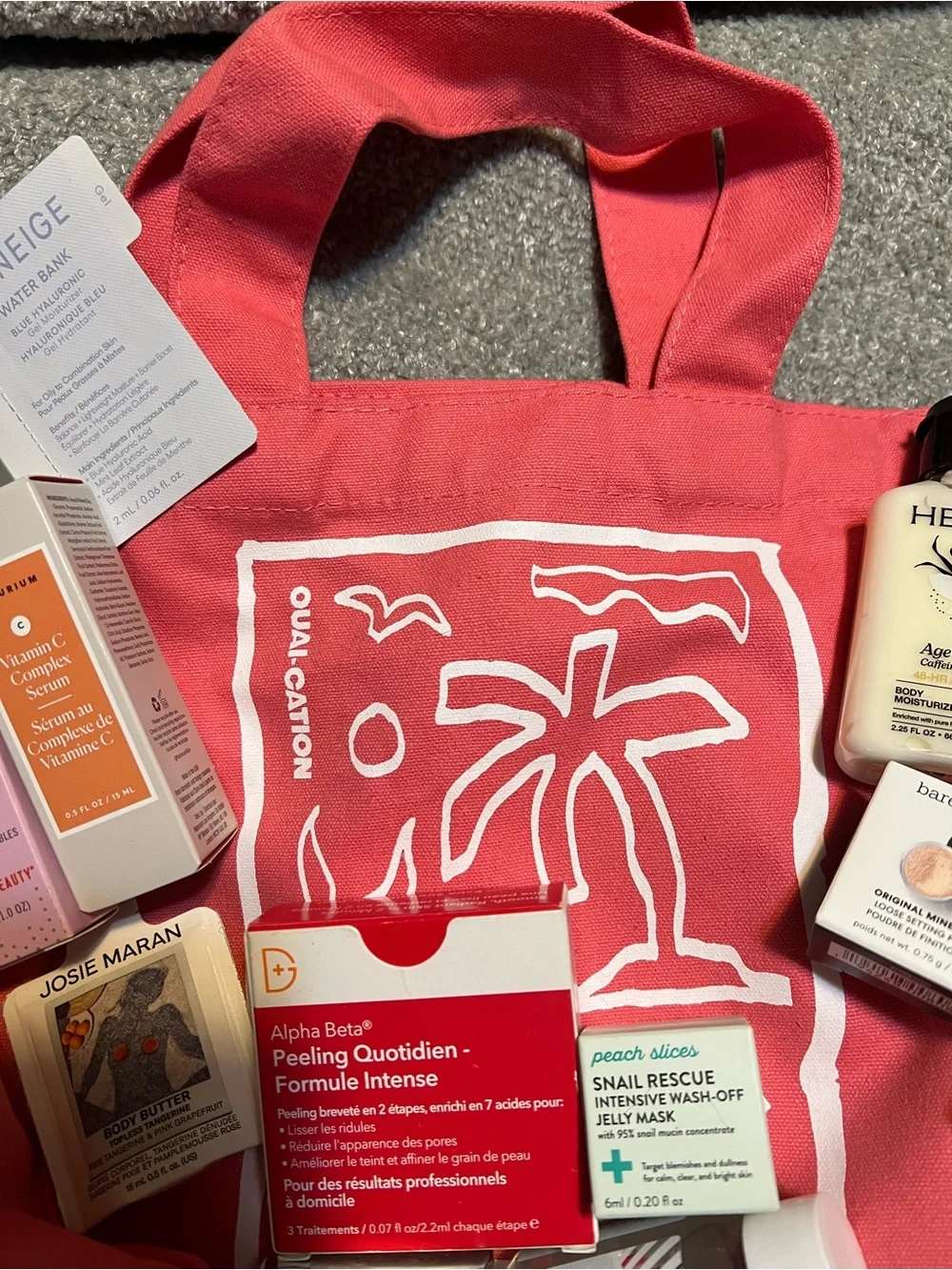 Assorted Women’s Bath & Body Set with Mini Tote